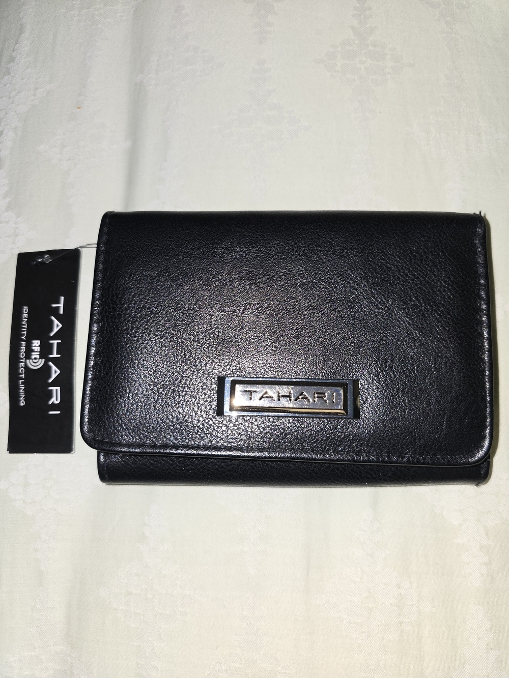 NWT Tahari Black Card Holder